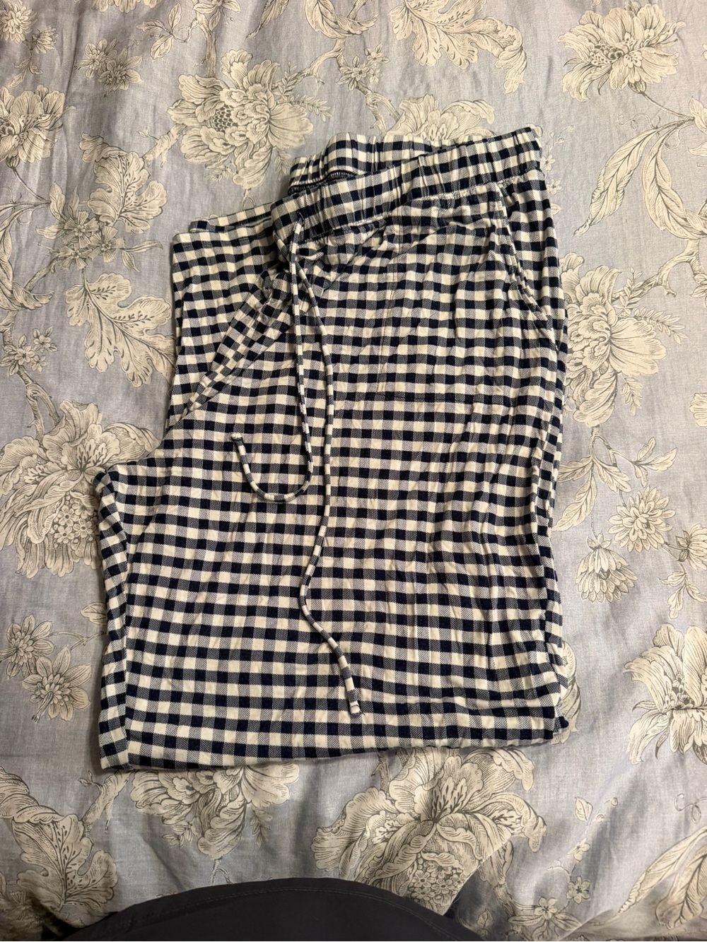 Drawstring PJ pants - Picture 3 of 10